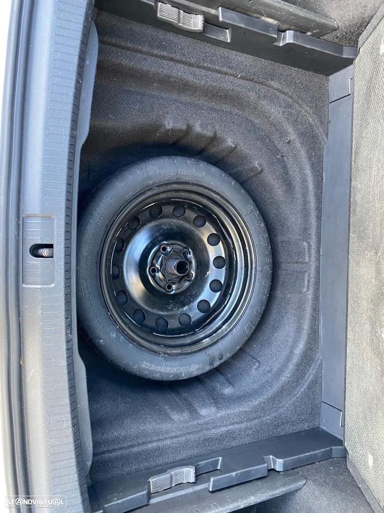 VW Golf Variant 1.6 TDi Confortline - 14