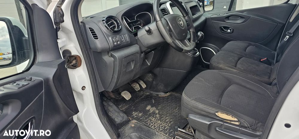 Opel Vivaro - 7