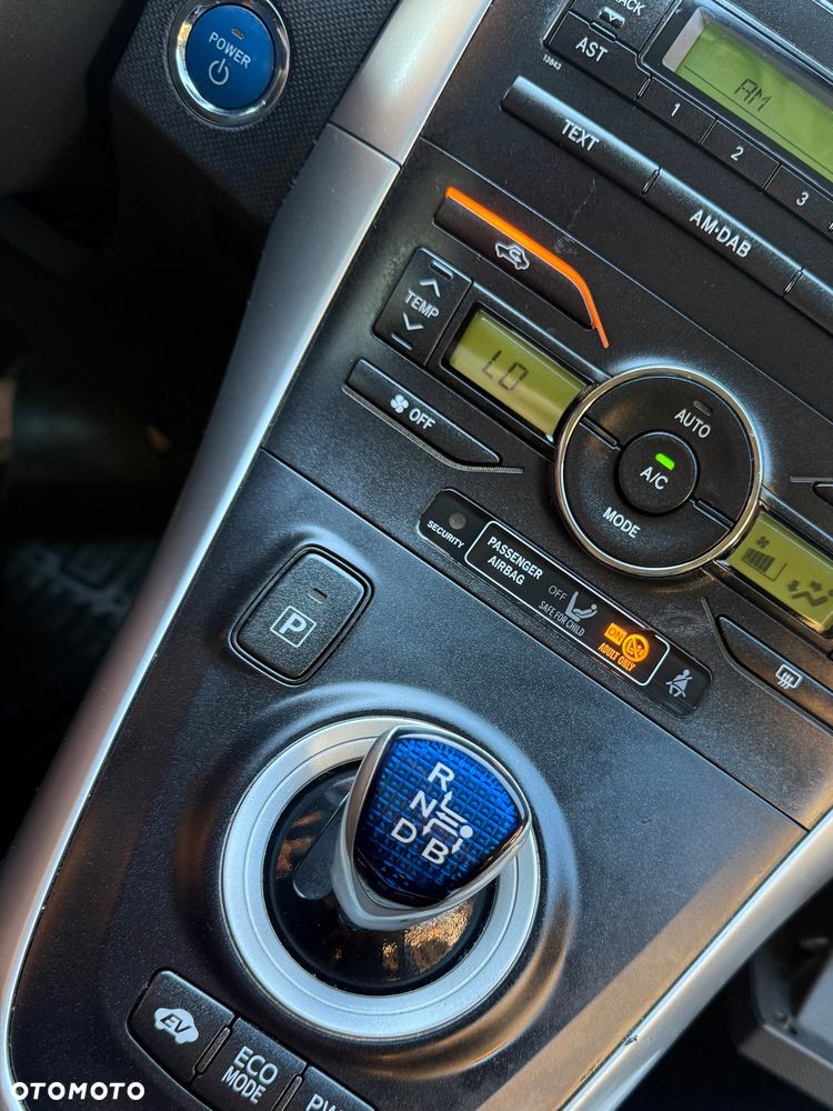 Toyota Auris - 12