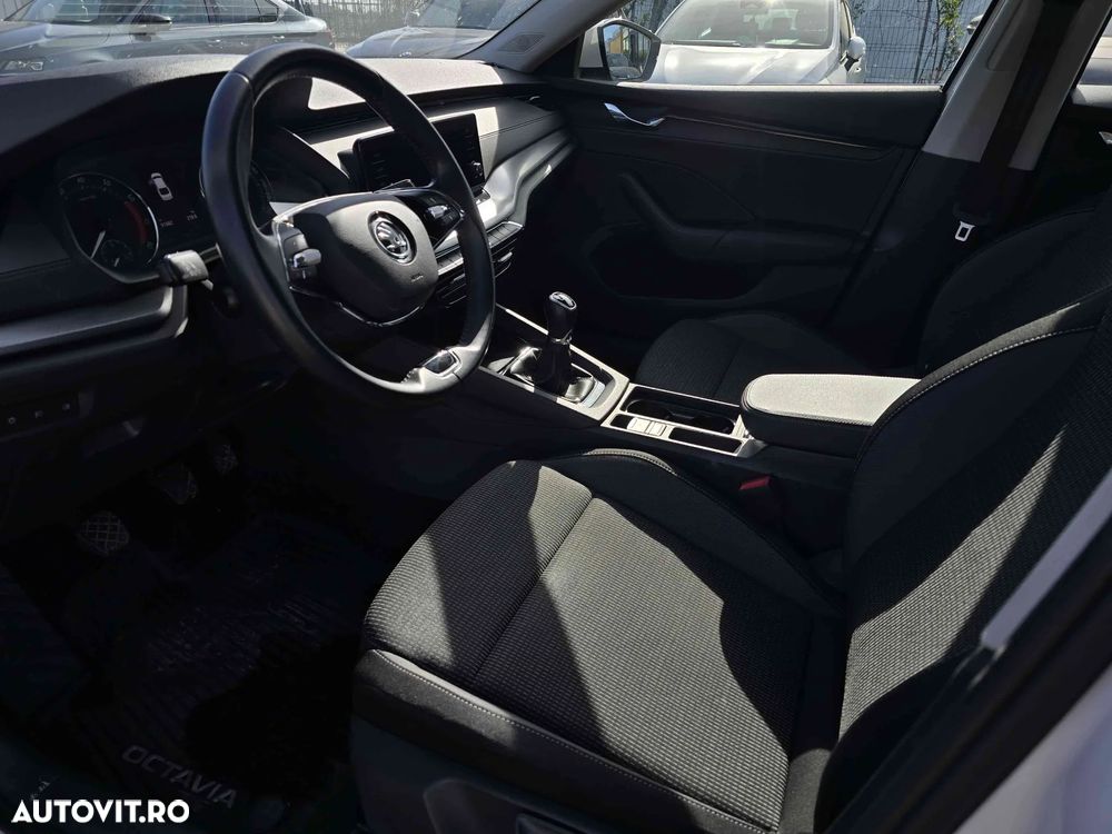Skoda Octavia - 9