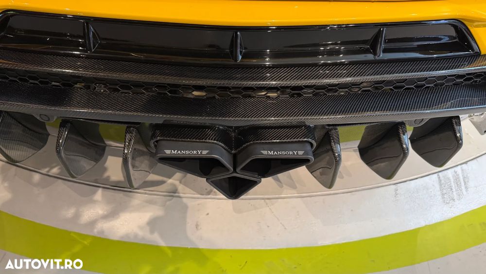 Lamborghini URUS - 10