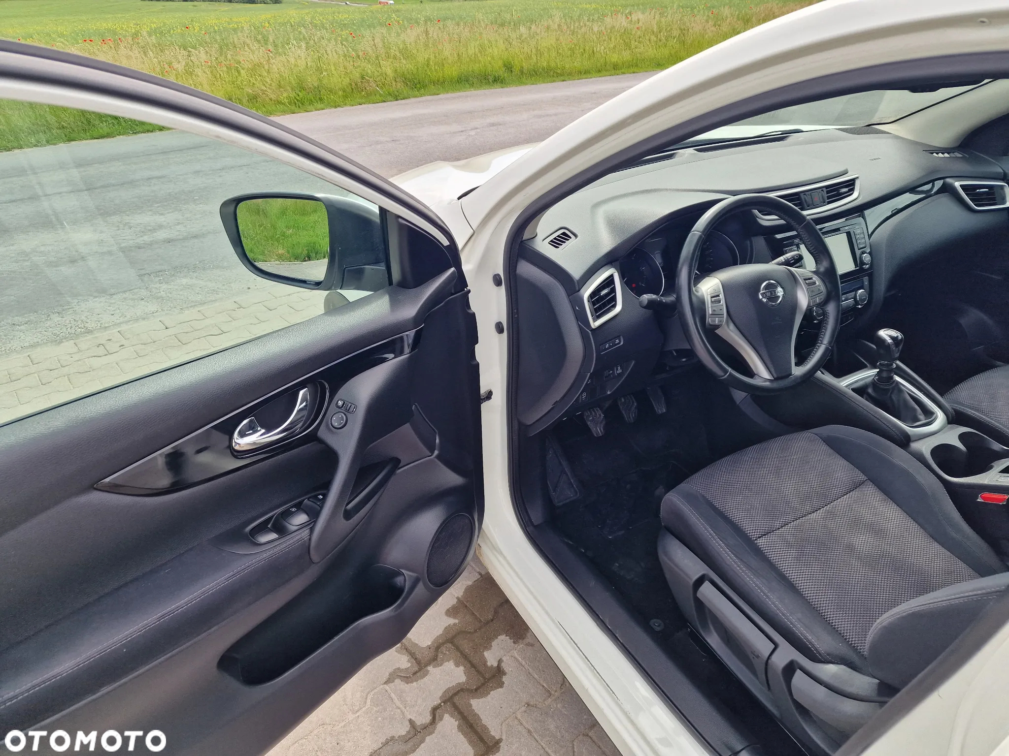 Nissan Qashqai 1.6 dCi 4 x 4 DPF tekna - 12