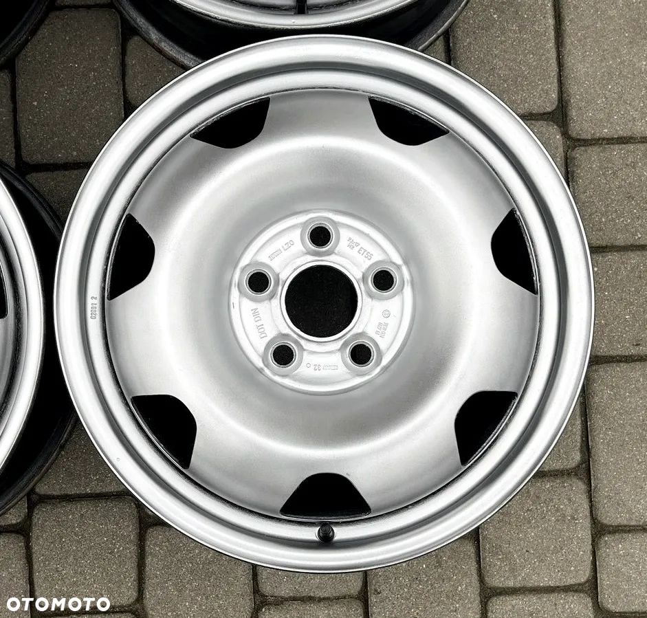 FELGI STALOWE 17 SREBRNE FELGA VW T5 LIFT T6 CARAVELLE DOKA MULTIVAN TRANSPORTER AMAROK 5x120 ET55 7Jx17H2 R17 7E0601027B - 3