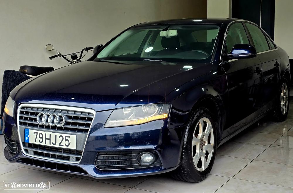 Audi A4 2.0 TDI exclusive - 3