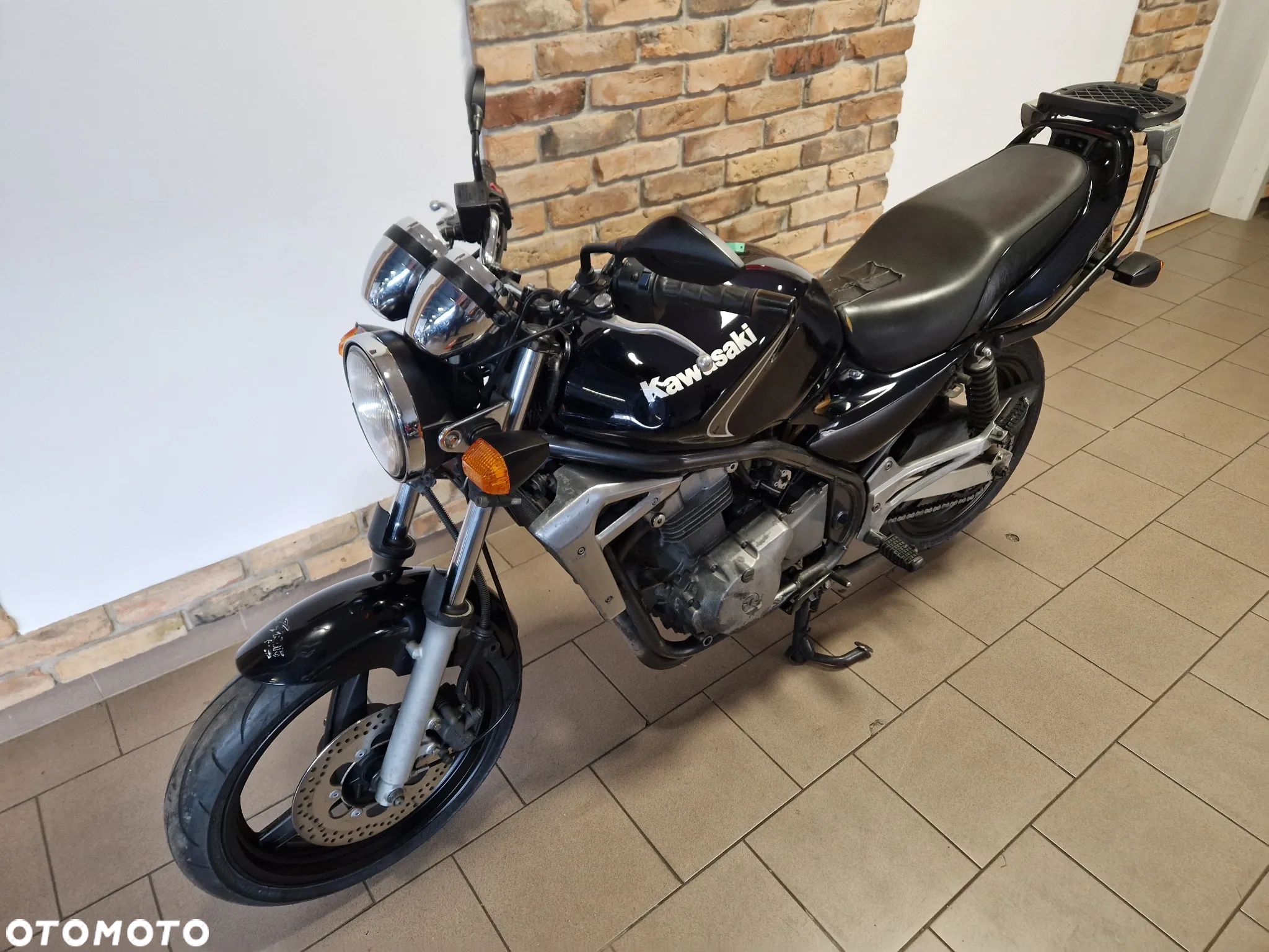 Kawasaki ER - 1