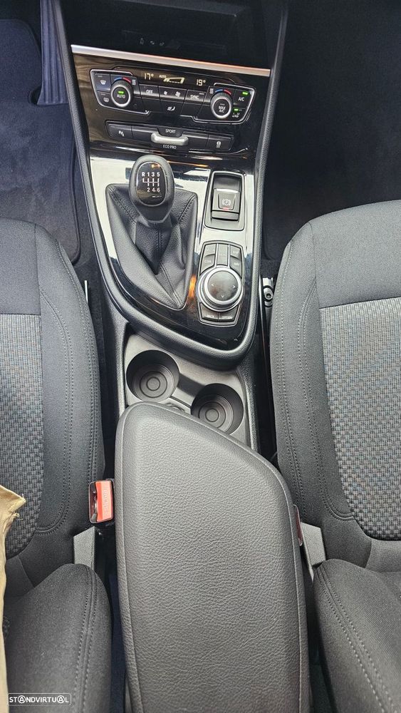 BMW 216 Active Tourer d Advantage - 22