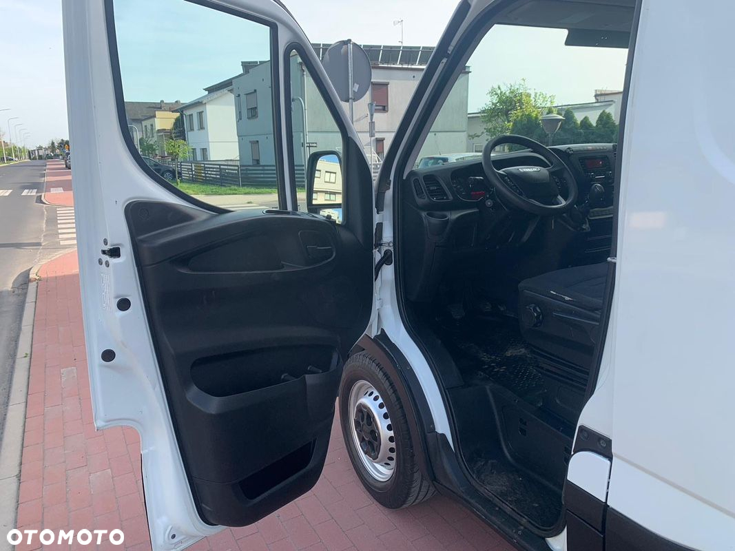 Iveco Daily - 22
