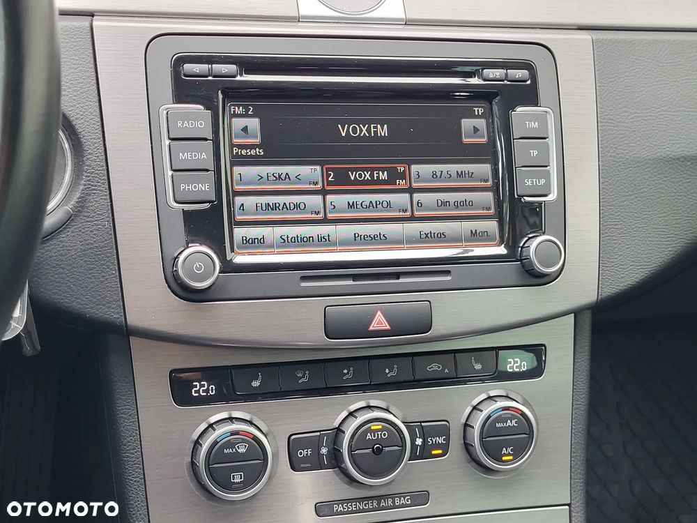 Volkswagen Passat Variant 2.0 TDI 4Motion DSG BlueMotion Tech R-Line - 13