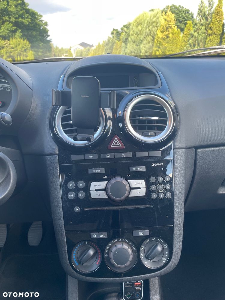 Opel Corsa 1.2 16V Enjoy - 15