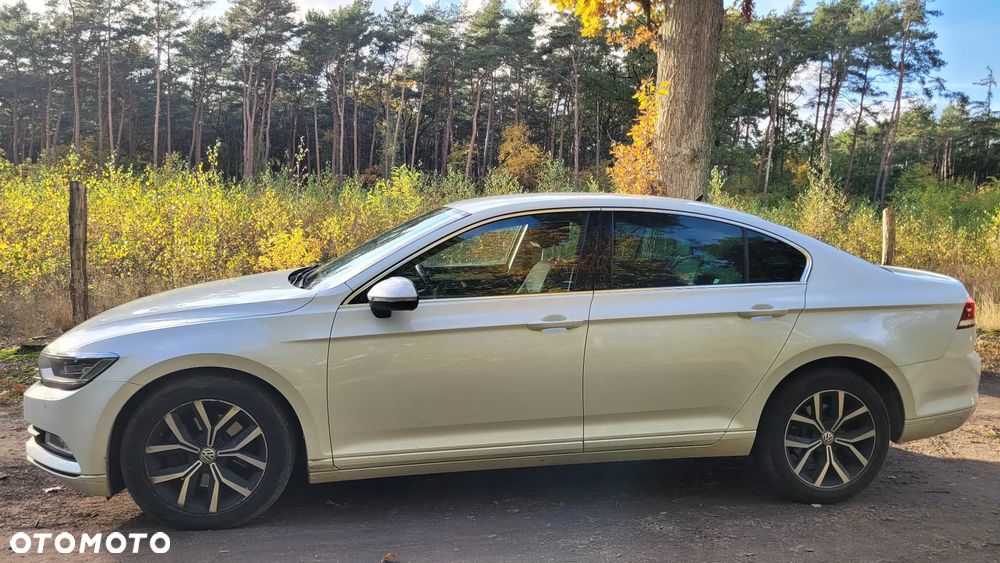 Volkswagen Passat 1.8 TSI BMT Comfortline - 1