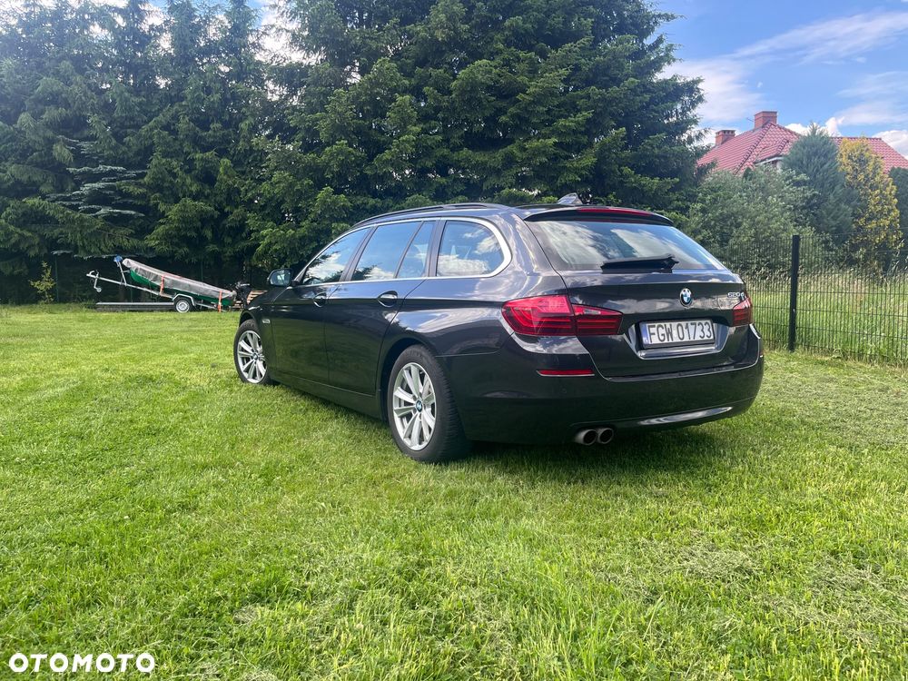 BMW Seria 5 520d - 5