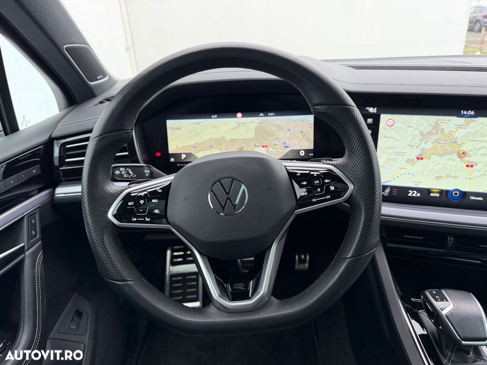 Volkswagen Touareg V6 TDI 4MOTION R-Line - 13
