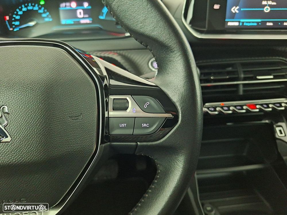 Peugeot e-208 E-Style - 15