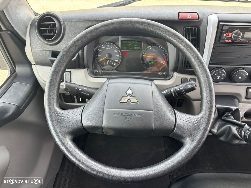 Mitsubishi Canter FUSO 3C15 CONTENTOR COM PLATAFORMA 1.000Kg - 26