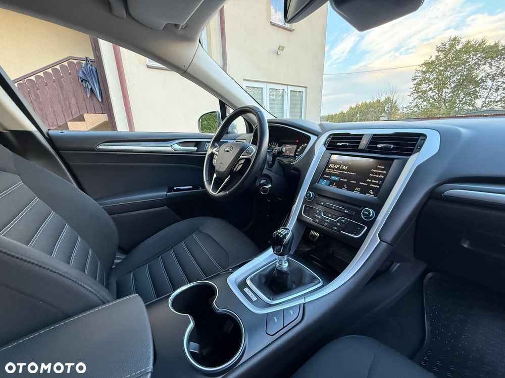 Ford Mondeo - 24