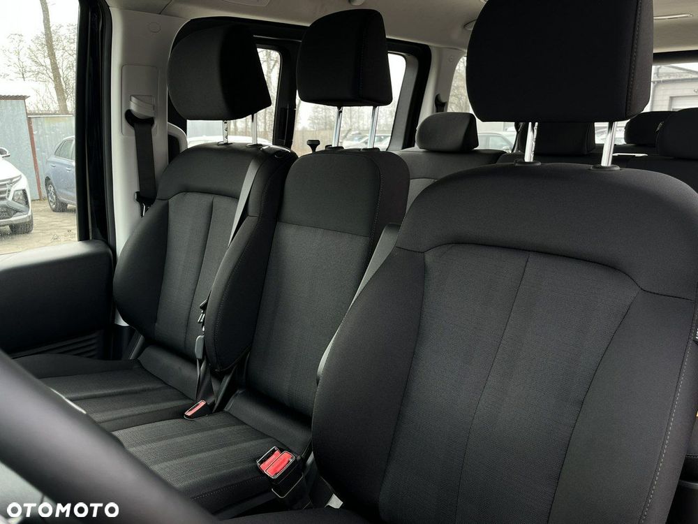 Hyundai Staria - 16
