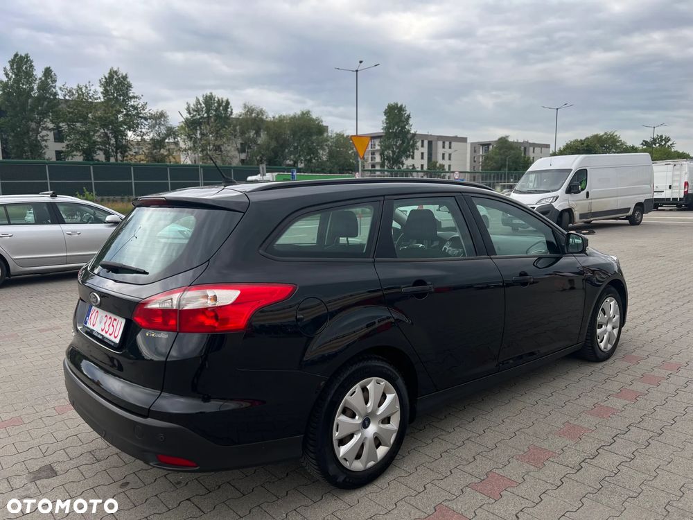 Ford Focus 1.6 TDCi DPF Start-Stopp-System SYNC Edition - 2