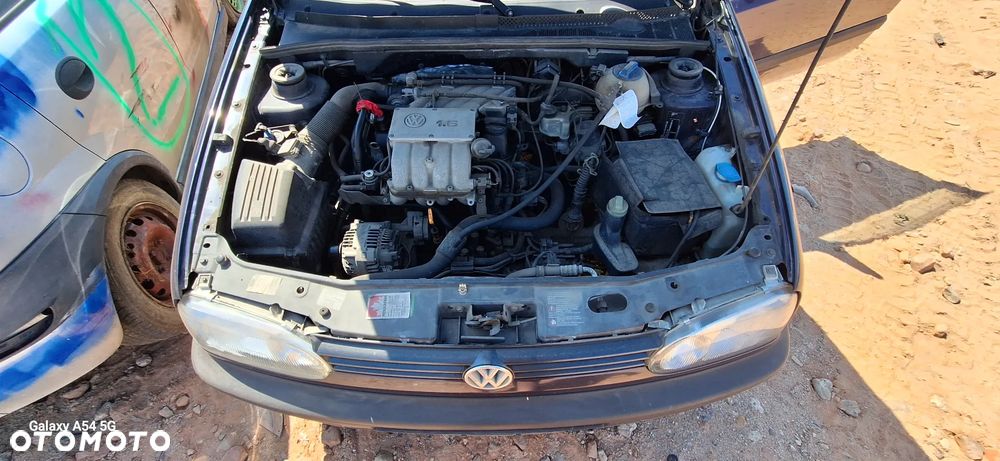 Volkswagen Golf Mk3 1.6 Benzyna Cały  Na Części - 6