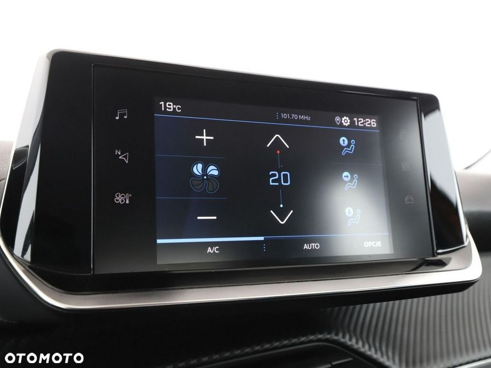 Peugeot 2008 PureTech 100 Allure S&S BVM6 - 25
