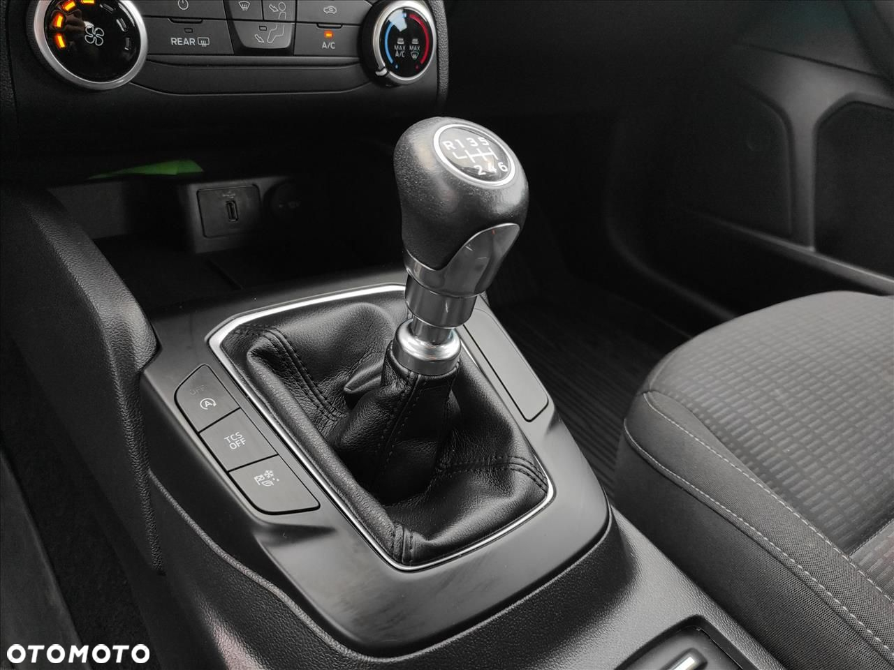 Ford Focus 1.5 EcoBlue Trend - 17