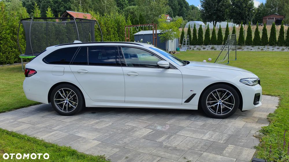 BMW Seria 5 520d MHEV Sport Line sport - 2