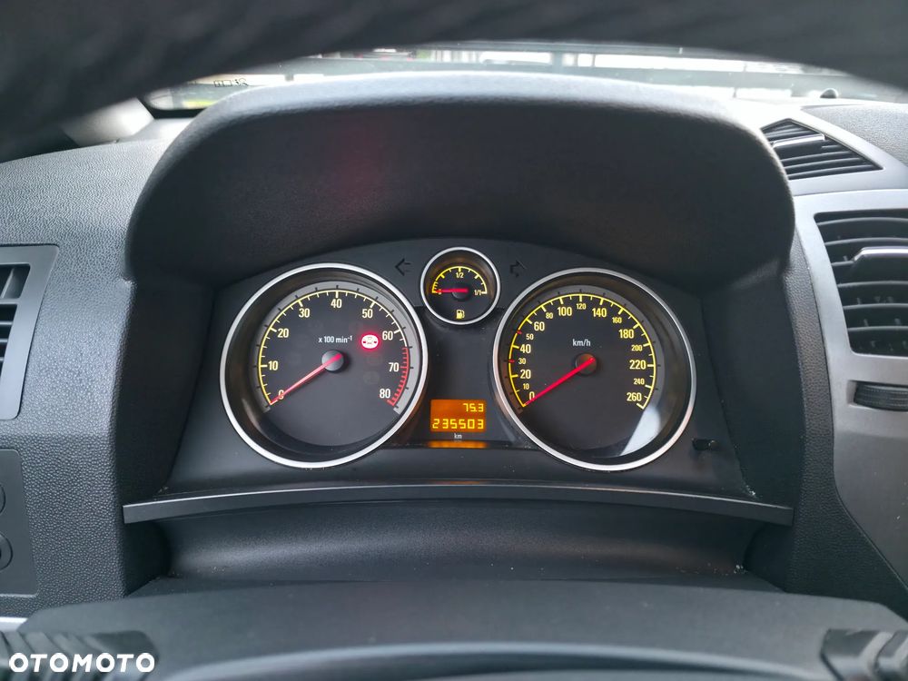 Opel Zafira 1.8 Enjoy - 11