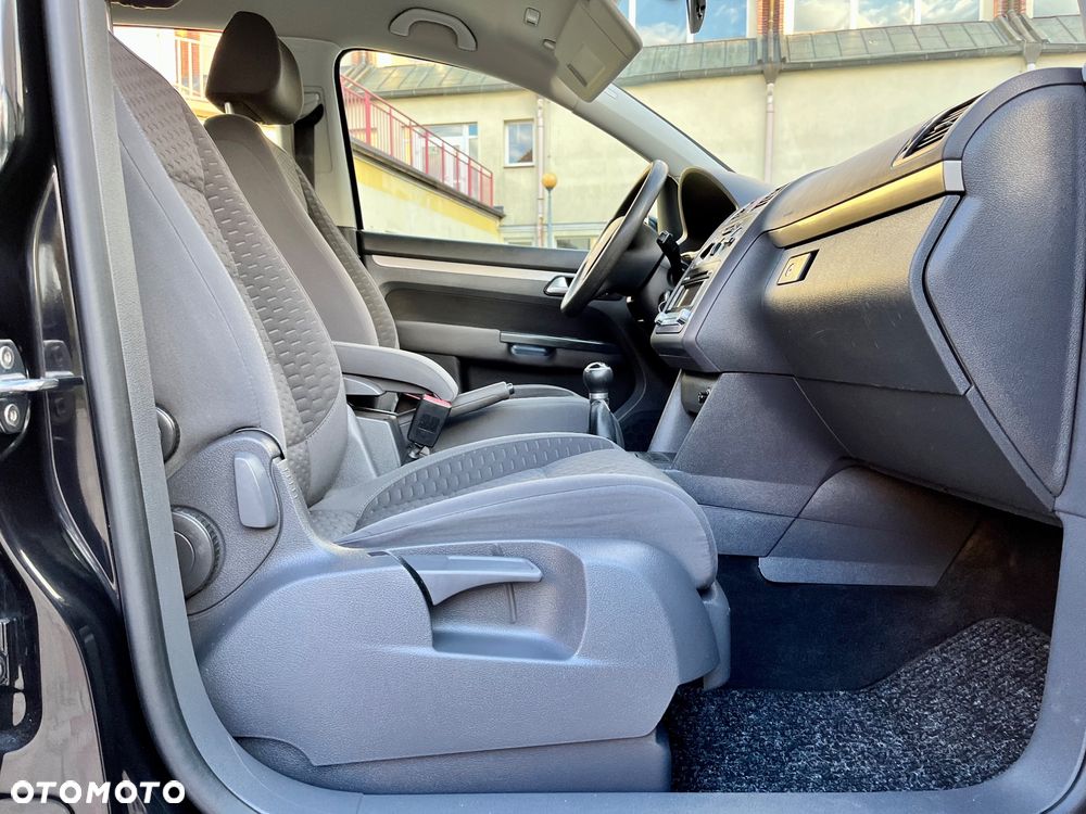 Volkswagen Touran 1.6 Trendline - 10