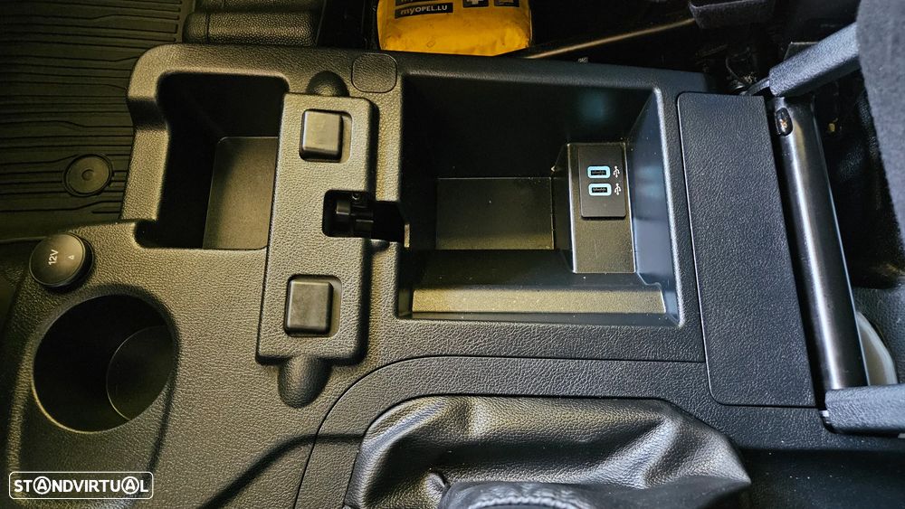 Ford Transit Connect Automática 3Lugares - 28