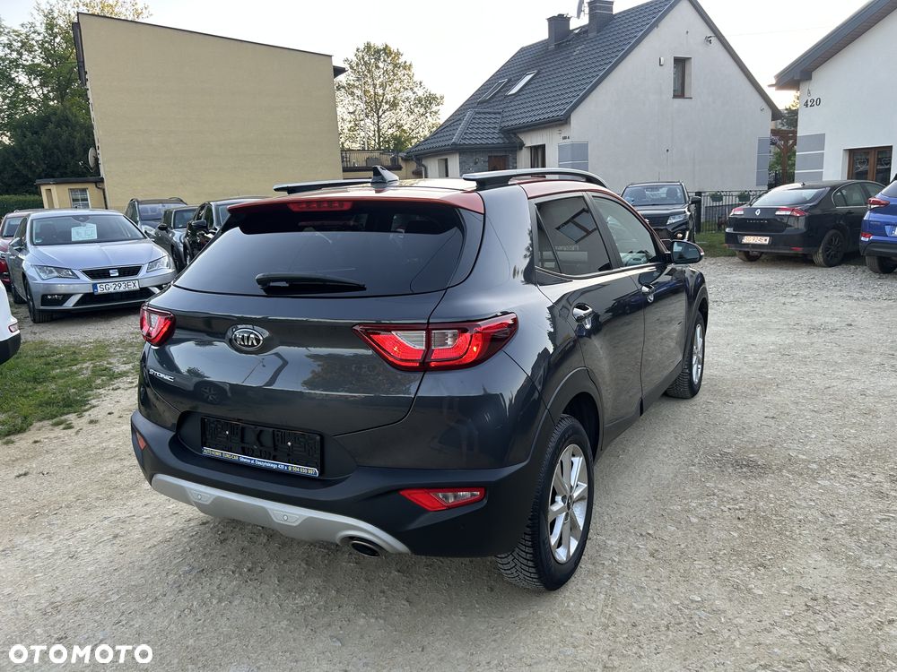 Kia Stonic 1.2 Dream-Team Edition - 10