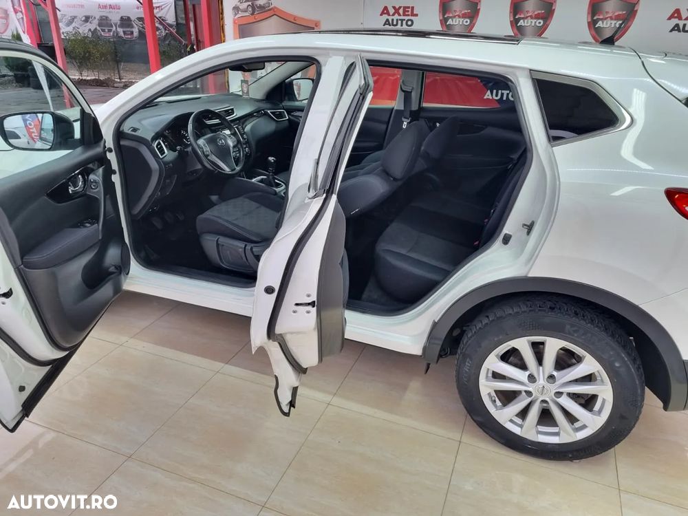 Nissan Qashqai - 25
