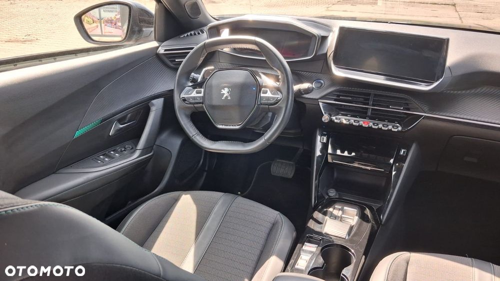 Peugeot 2008 PureTech 130 EAT8 Active Pack - 11