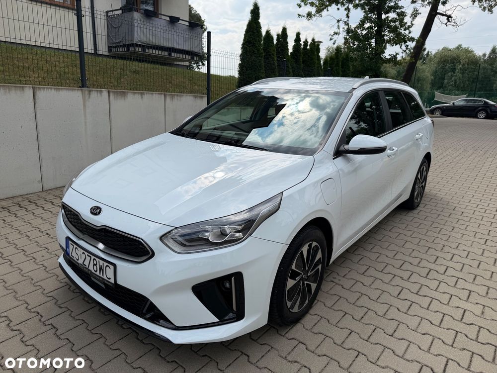 Kia Ceed - 9