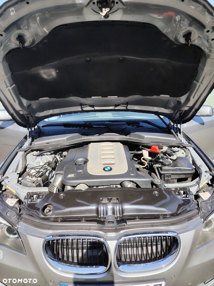 BMW Seria 5 530d - 22
