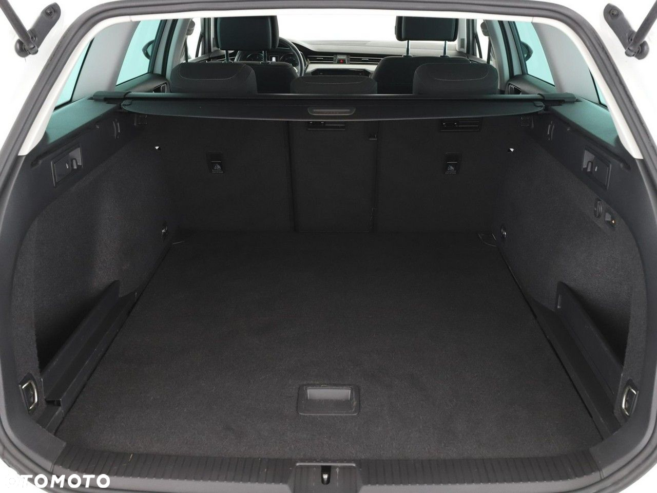 Volkswagen Passat 2.0 TDI SCR Business DSG - 20
