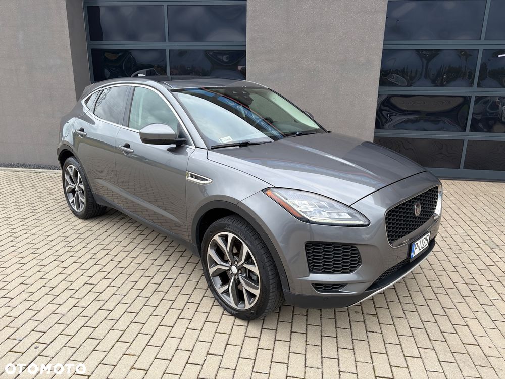 Jaguar E-Pace 2018 photo 2