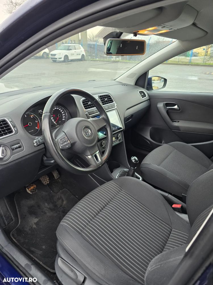 Volkswagen Polo 1.6 TDI DPF Highline BlueMotion Technology - 17