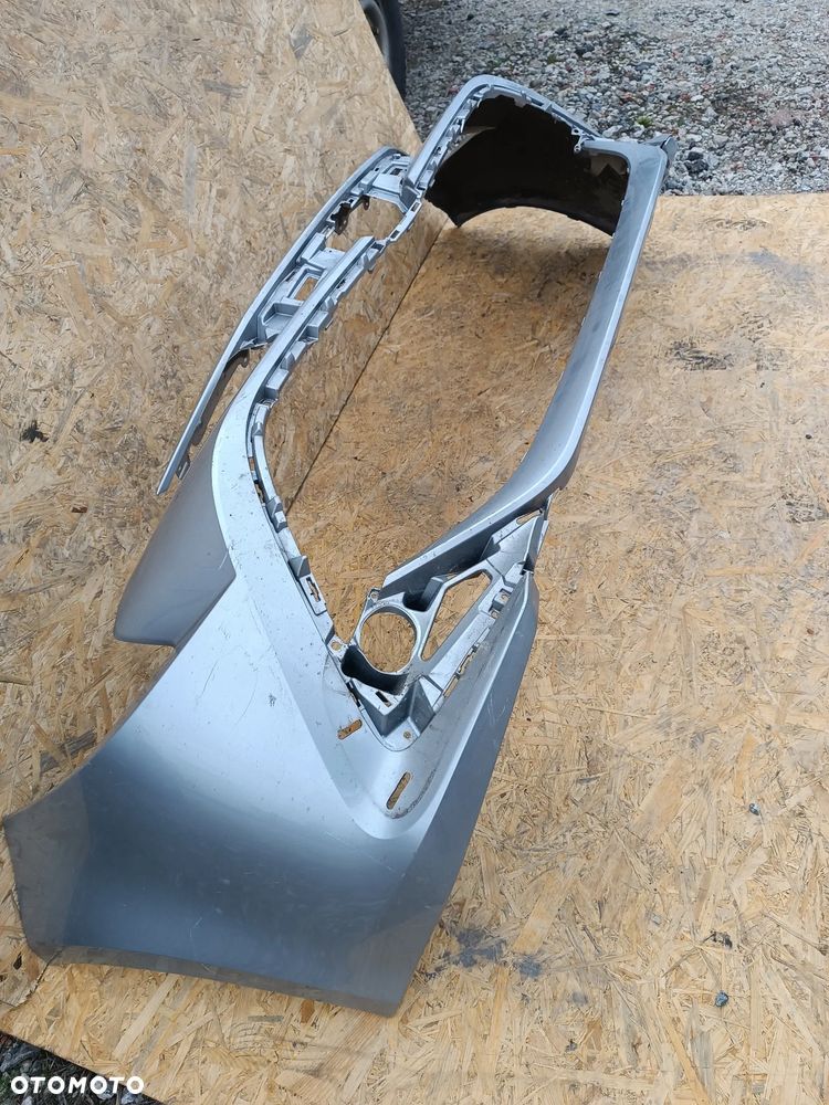 ZDERZAK PRZEDNI TOYOTA COROLLA E21 XII LIFT KOMBI HB - 4