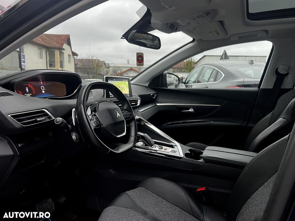 Peugeot 5008 - 5
