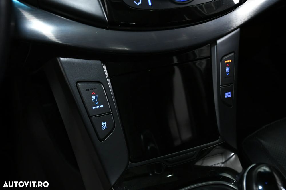 Hyundai i40 Kombi 1.7 CRDi DCT Premium - 16