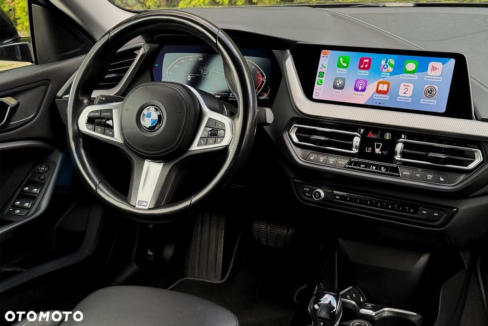 BMW Seria 2 218i Sport Line - 26