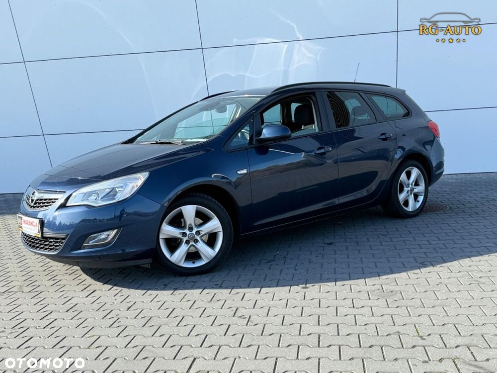 Opel Astra 2011 photo 5