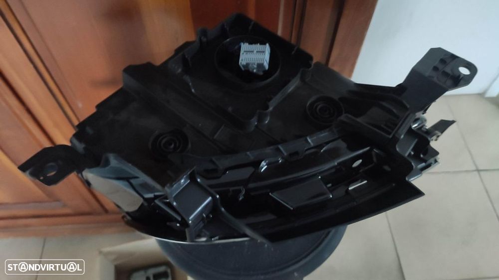 farol esquerdo full Led Opel Mokka - 9