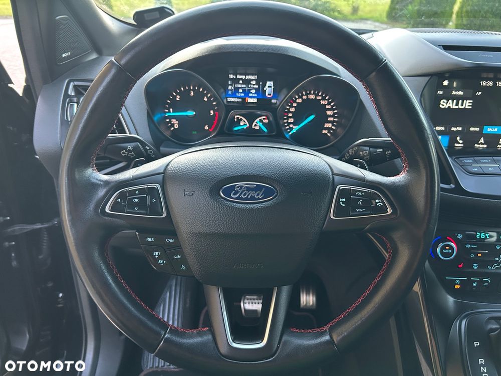 Ford Kuga 2.0 TDCi 4x4 ST-Line - 18