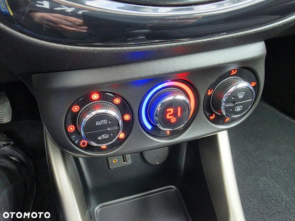 Opel Adam 1.4 Black Jack S&S - 19