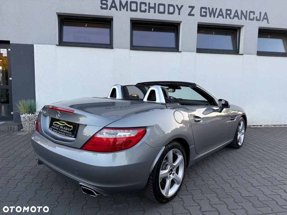 Mercedes-Benz SLK 250 BlueEFFICIENCY 7G-TRONIC Edition 1 - 4
