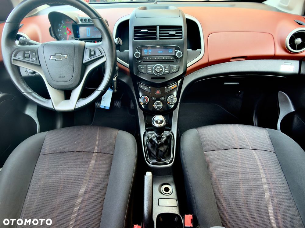 Chevrolet Aveo - 27