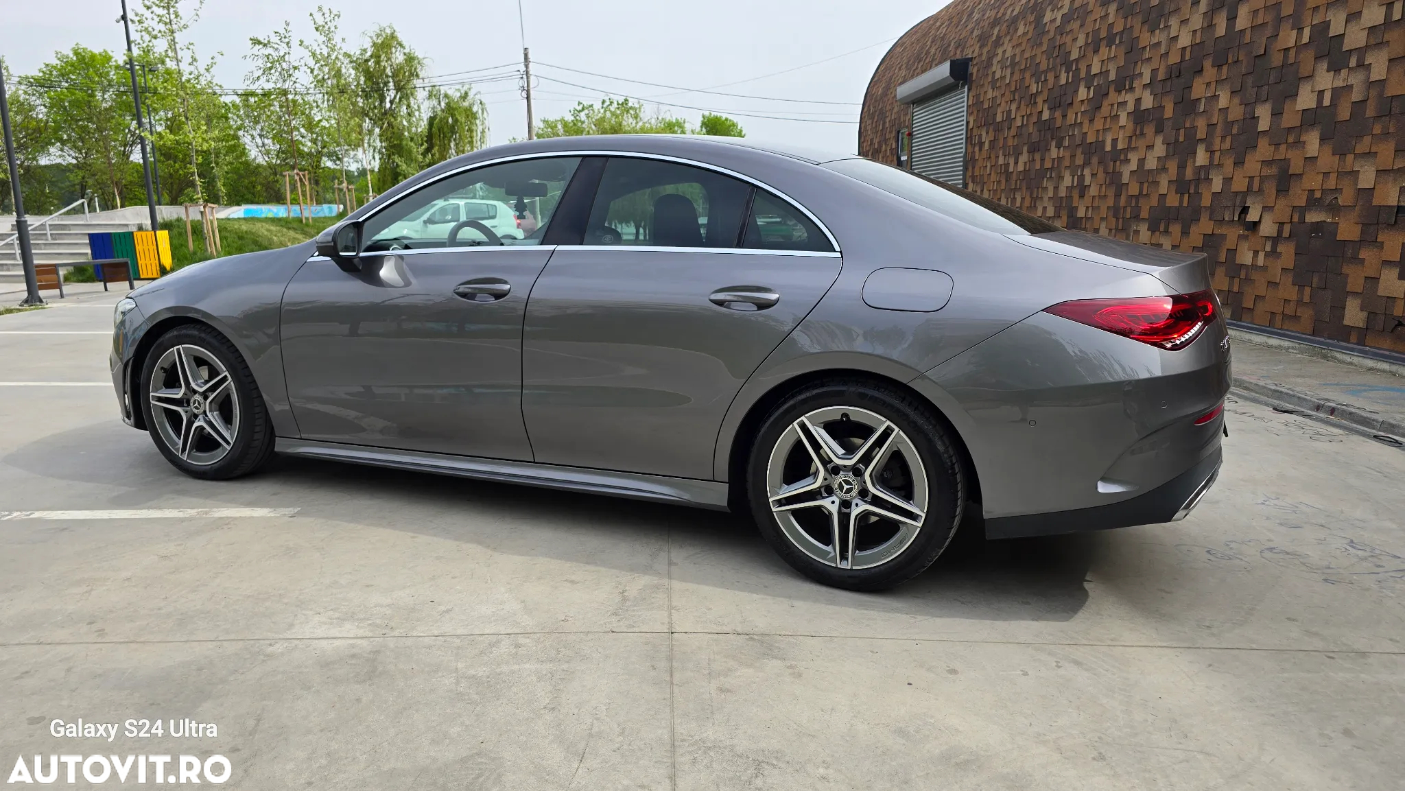 Mercedes-Benz CLA 180 7G-DCT AMG Line - 12