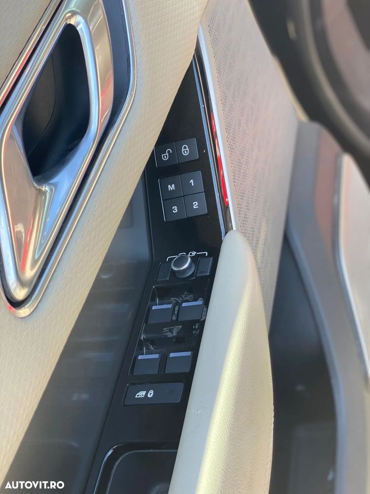 Land Rover Range Rover Velar - 16