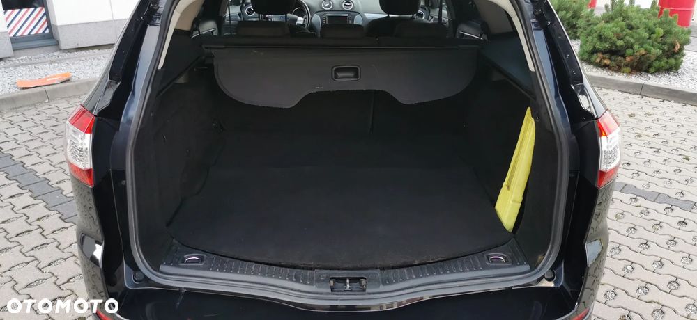 Ford Mondeo 2.0 TDCi Black Magic - 23