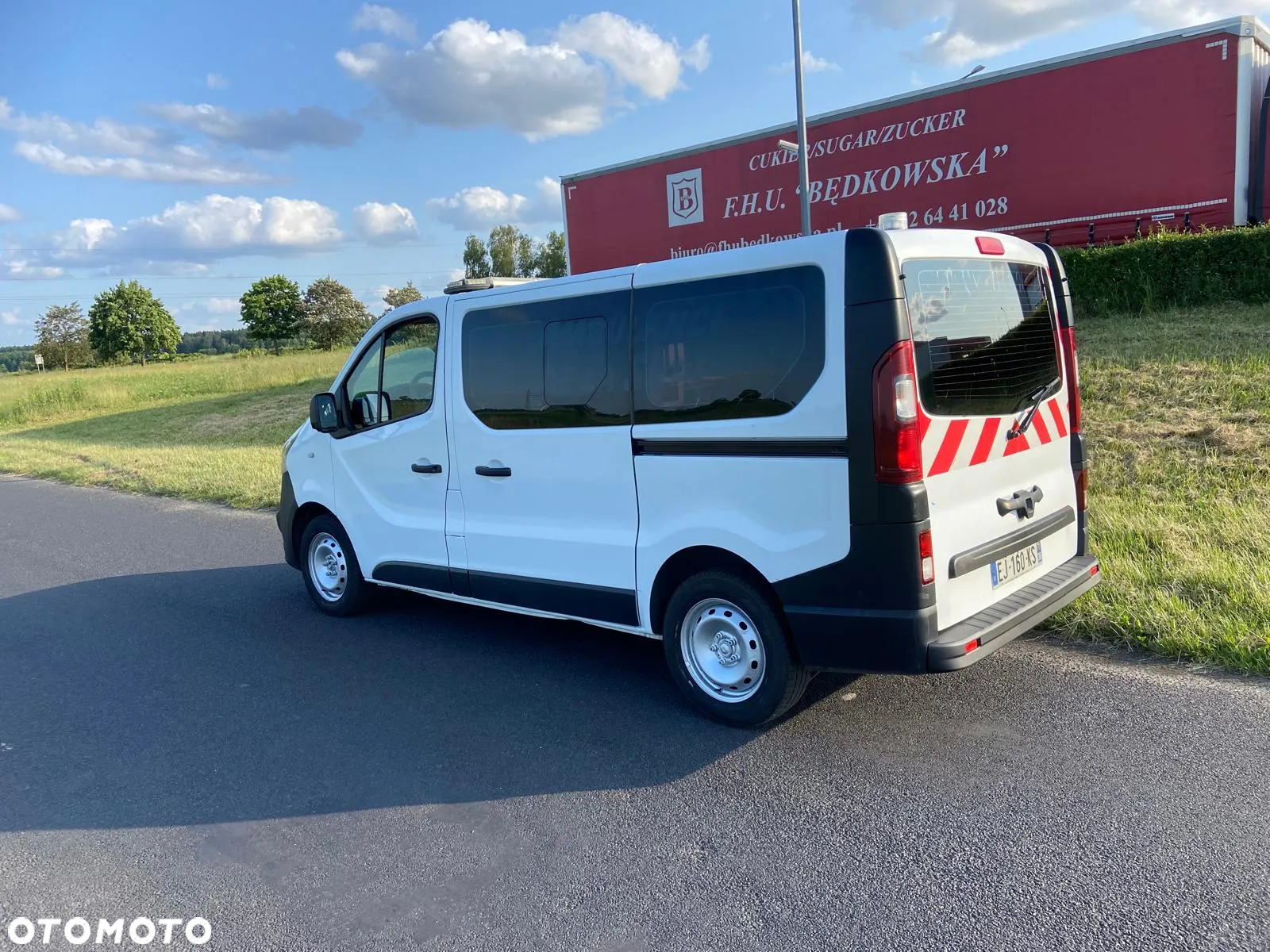 Opel Ambulans Karetka vivaro - 5